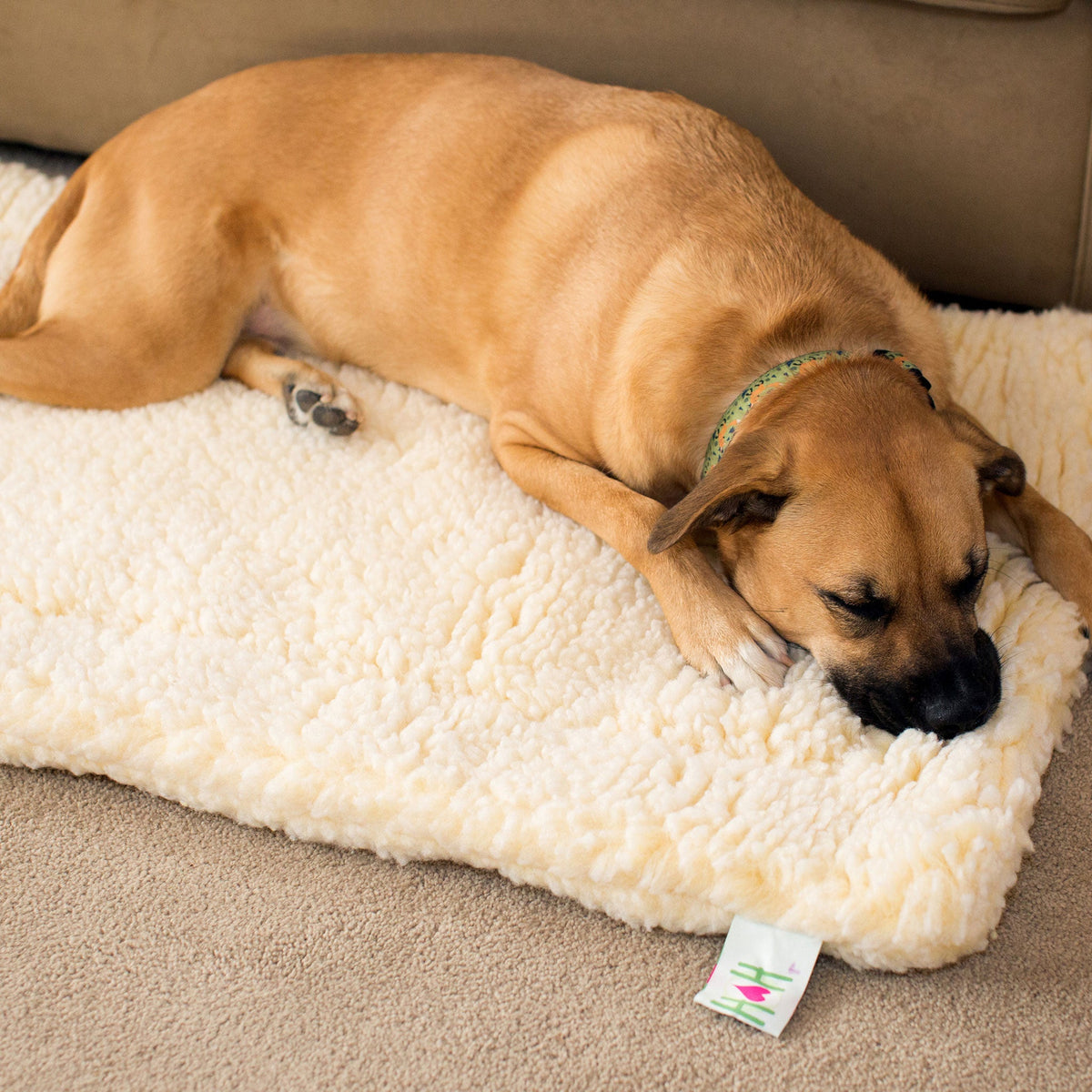 HuggleFleece Mat Bed
